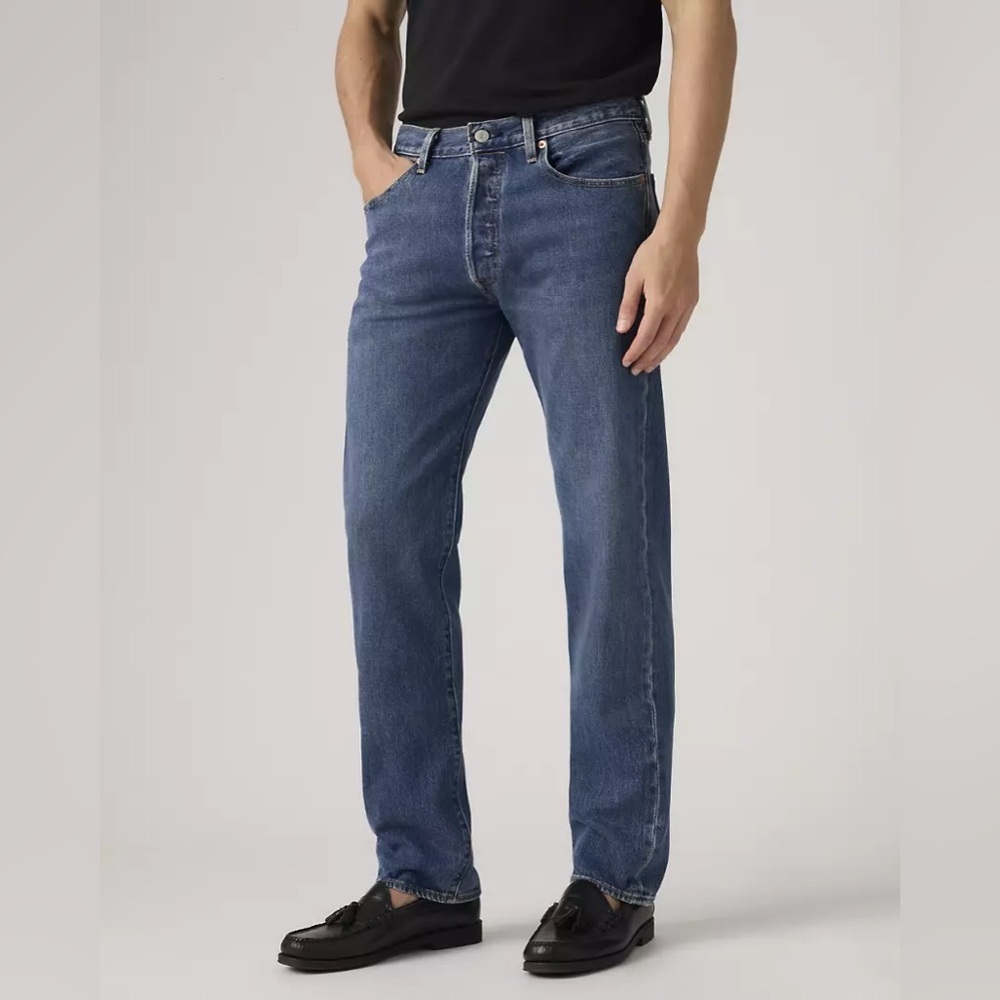 LEVI’S Men's 501 Original Fit Straight Leg Jeans 501-0118 Medium Wash Size 30x30